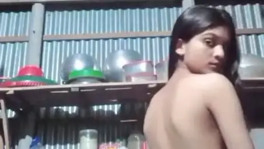 Deshi Village fgirl sending Nuds to her boyfriend
