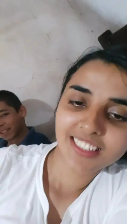 ছোট ভাইকে দিয়ে চুদানো